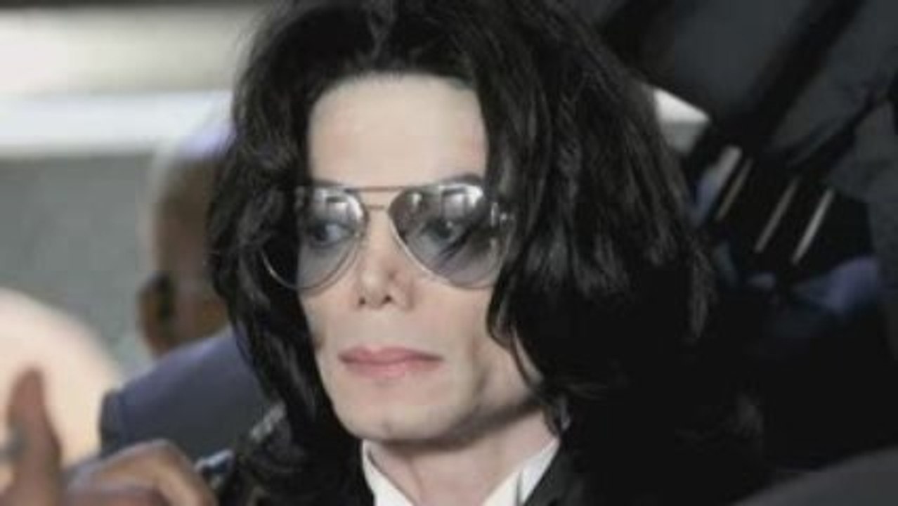 Michael Jackson is dead !