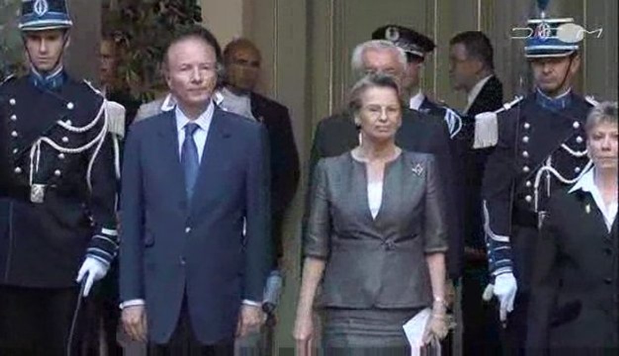 Passation de pouvoirs à l'Hôtel de Beauvau