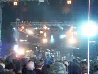 Napalm Death_Suffer The Children (Hellfest 2009)