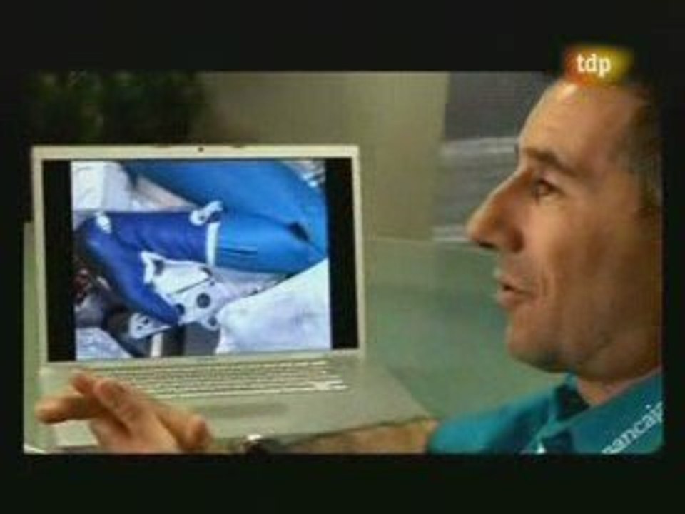 Alvaro Bautista 19+l'aérodinamisme ya 25 ans !
