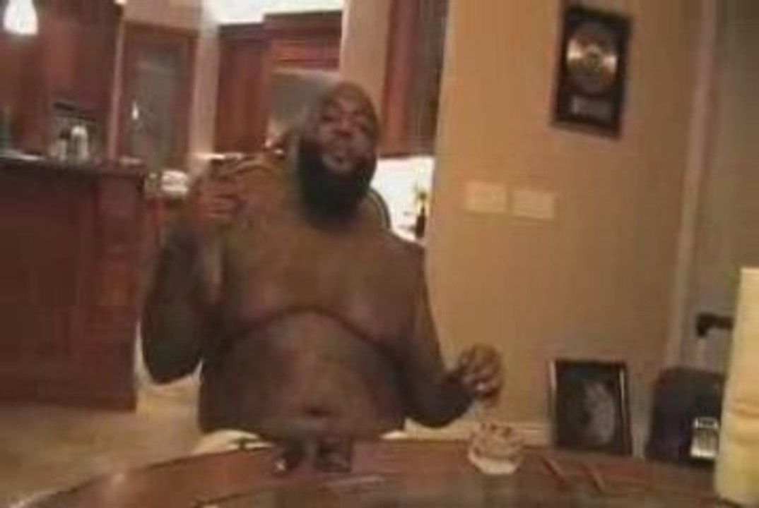Rick Ross - Comfortable Freestyle
