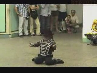 exclusif : le fils caché de mickael JACKSON !!