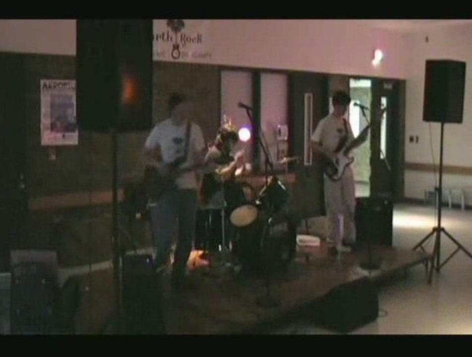 Unseen Irony at Earth Rock 2009 - Back Stage