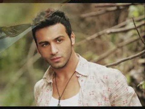 EMRE KAYA - YILDIZ TİLBE __GİT(düet)