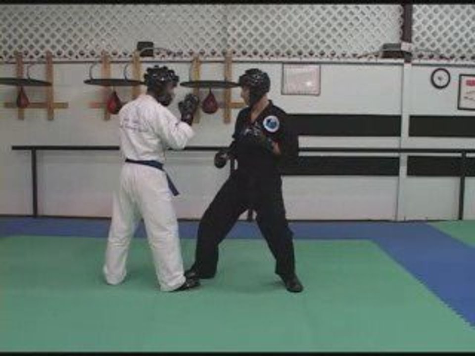 How to Sport Karate – Beginner/Intermediate Back knuckle