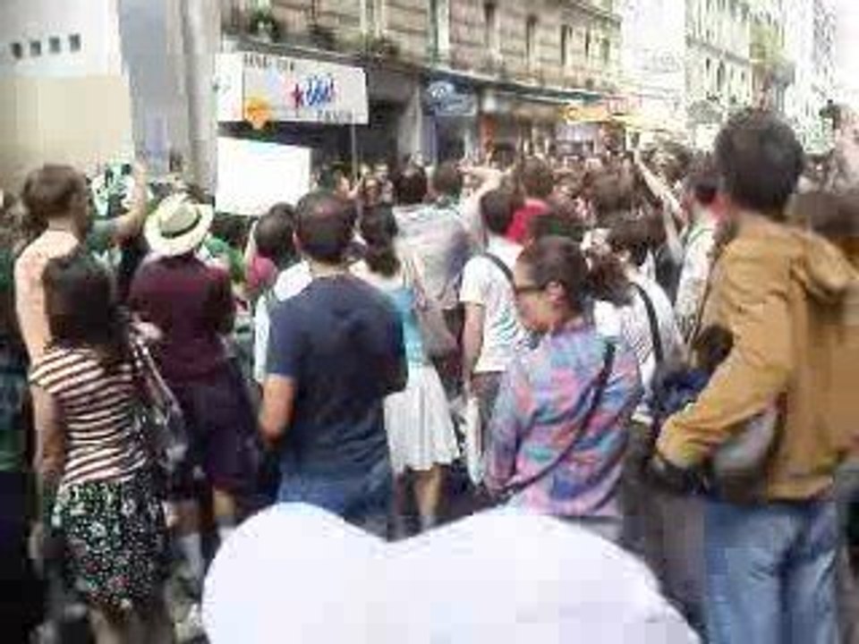 MoonWalk Géant Oberkampf Paris 27/06/09 Hommage à Michael .J
