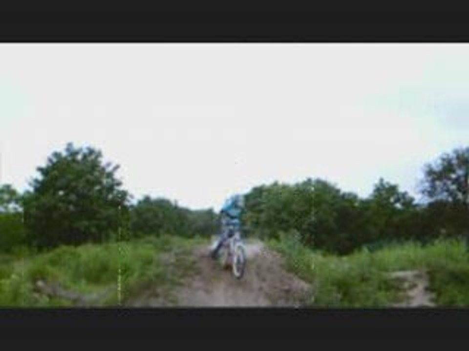 Gros spot de velo [LE STADE (à verrières)]