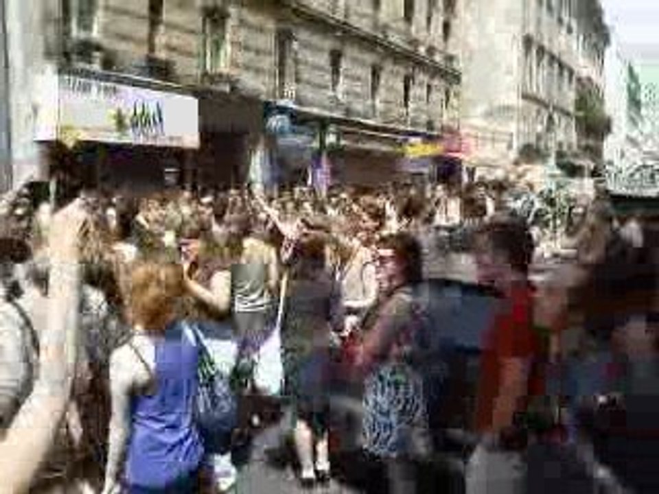 Sothea et Maman au MoonWalk d'Oberkampf Paris Juin 2009