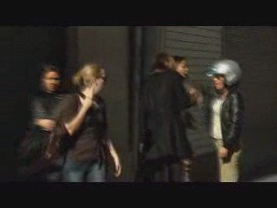 Ladies on the street in Paris, fighting