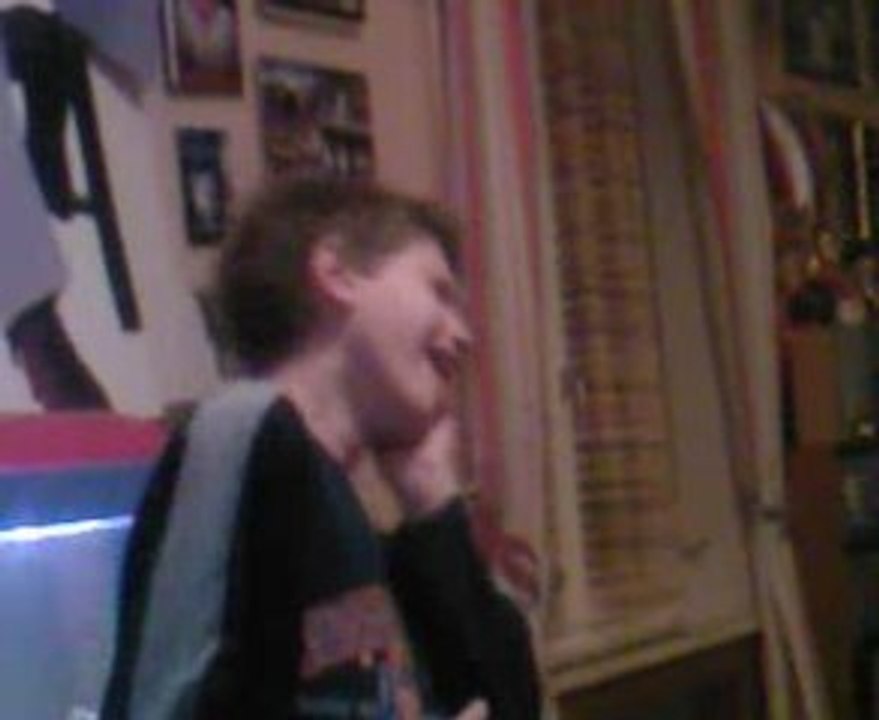 mike brant rien qu'une larme aux fond des yeux