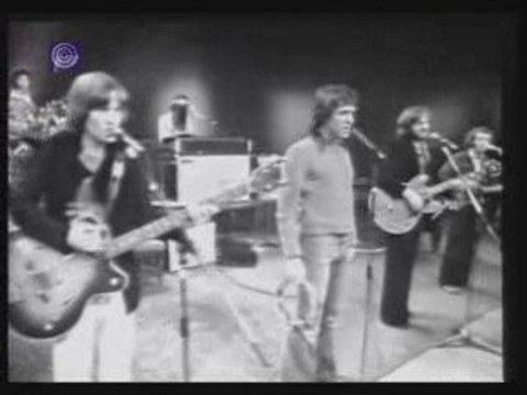 Seventies Israeli Kaveret `Hive` Music Group כוורת בקונצרט