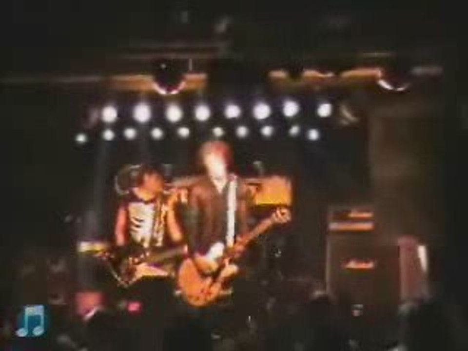 COMMUNIST DOLL - LIVE GRUTA 77