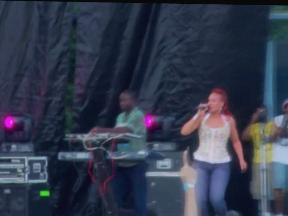 Alison Hinds @ Six Flags - Atlanta