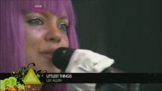 Lily Allen Littlest Things live Glast2009