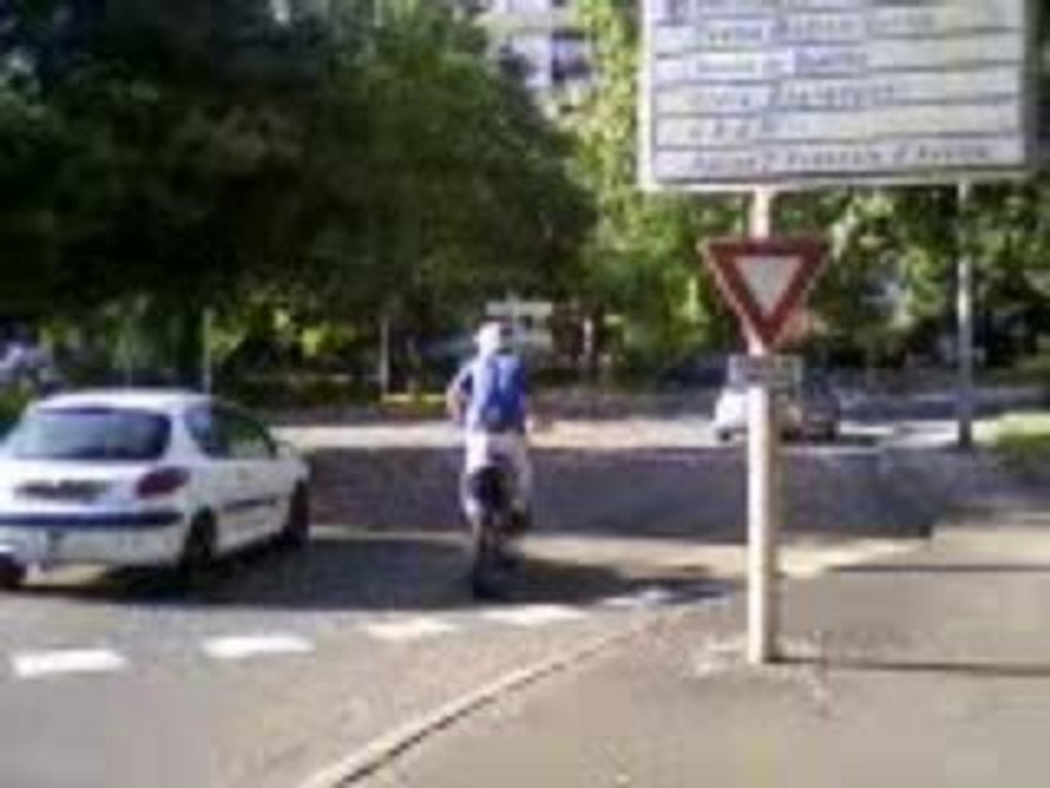 roue avant a planoise en yz