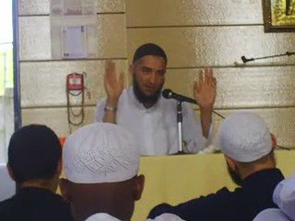 Conférence sur l'importance du voile islamique ( Hijab ) 3/6