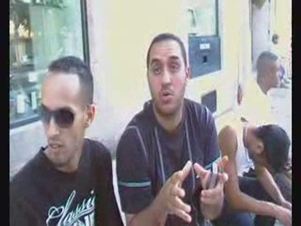 street bench-rassemblement conscient!!!!!