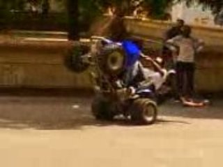 sisi djamax et mams'd en 200 blaster