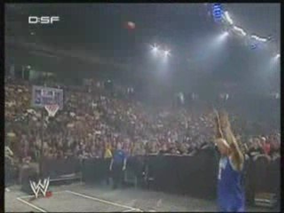 Match de basket entre mvp et matt hardy wwe smackdown