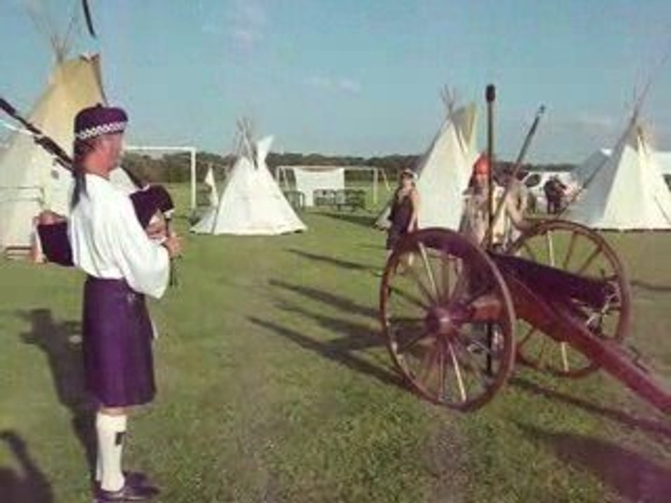 LE COUDRAY-MONTCEAUX - COUNTRY JUIN 2009 - 1