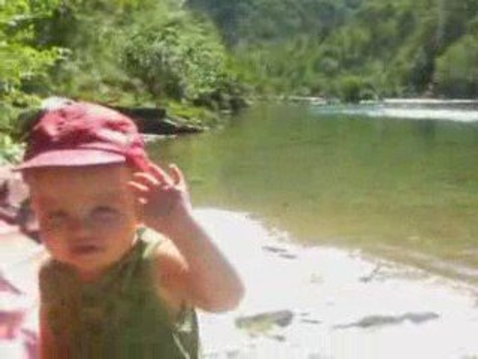 CHEZ MAMIE PUIS CHEZ CORINE ET JEROME A LA SABLIERE