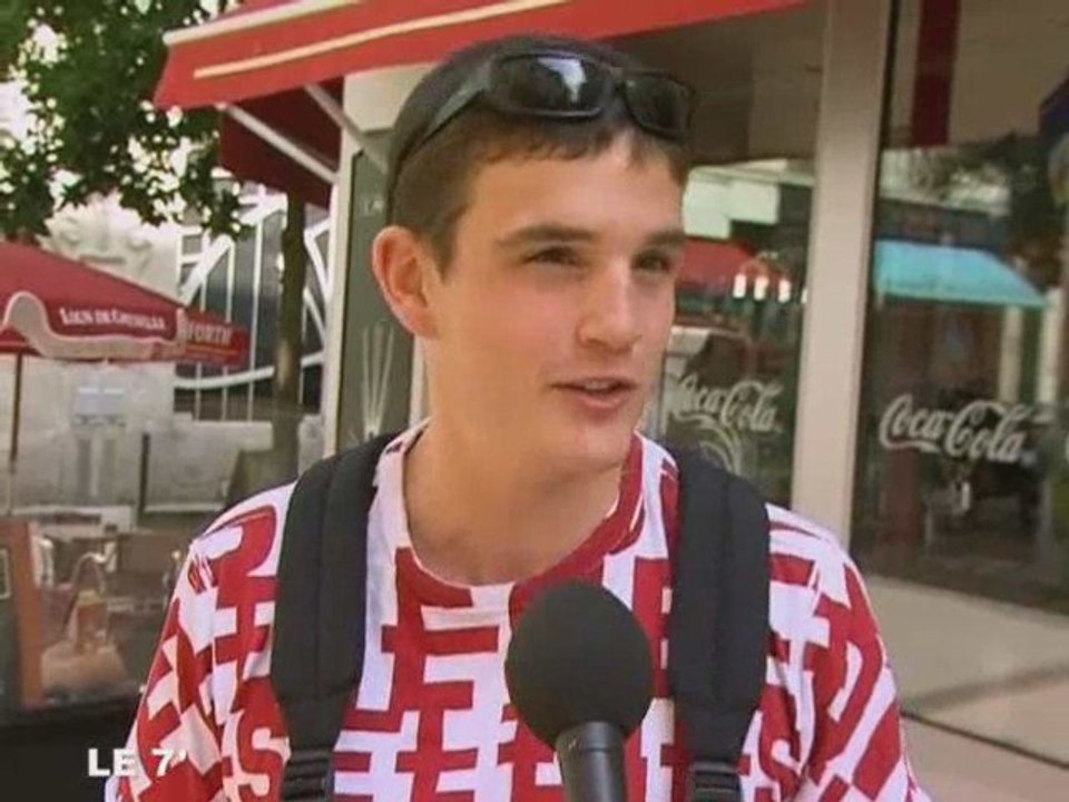 Jackson mort, Angers pleure!