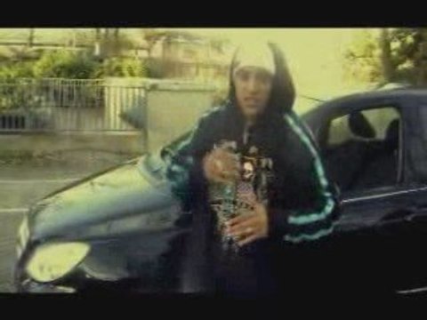 ades me compare pas (chasse a l'homme 2)feat sidi o