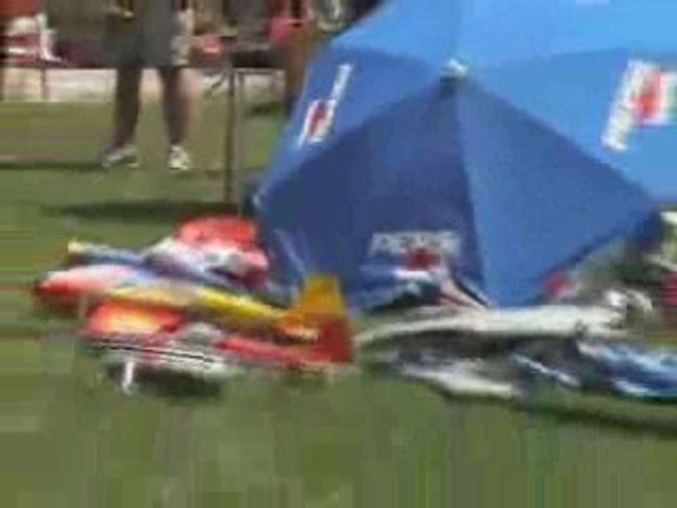 Rencontre d'avions électriques a PRADES le 28/06/2009