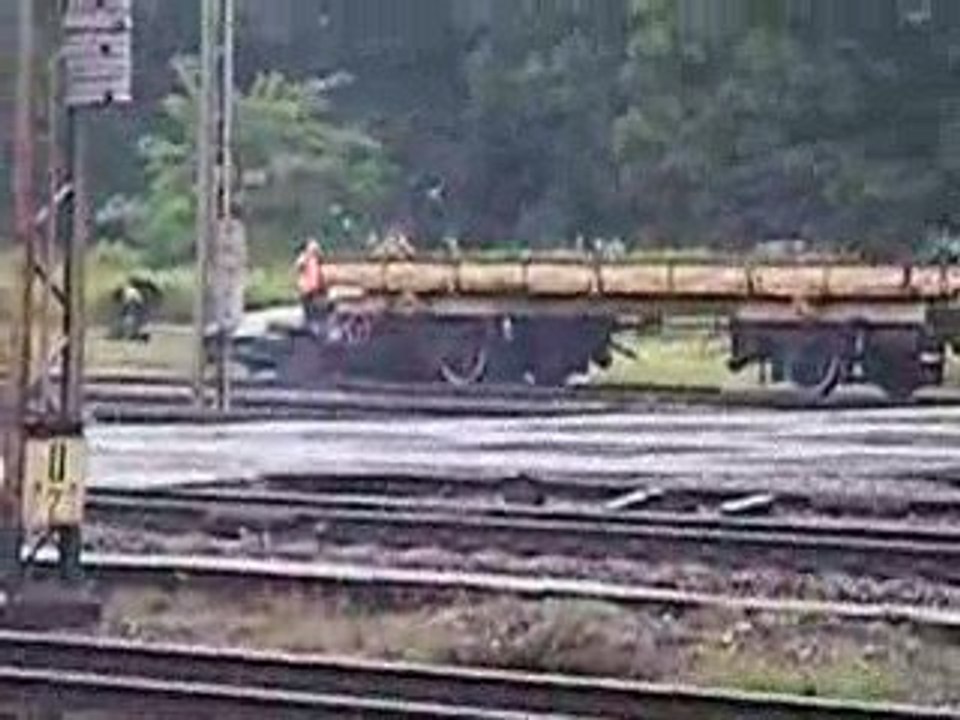 Pociąg uderza w auto / Train Crash