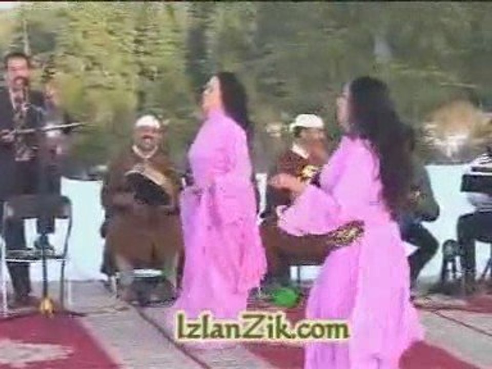 Oumguil Mustapha - Vcd 2009 - Dance amazigh