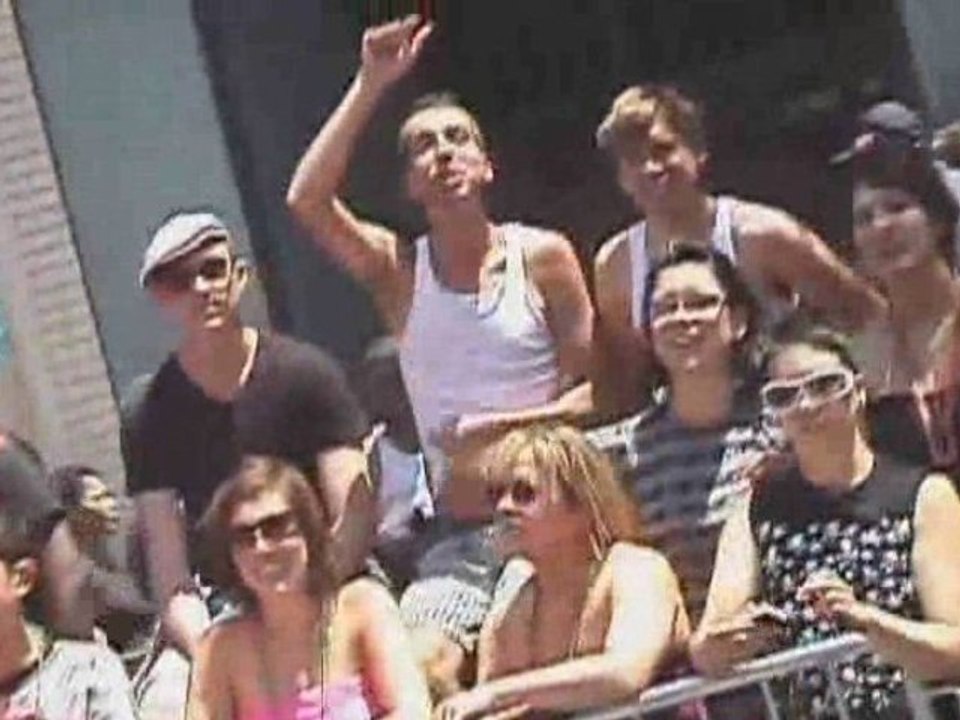 VidSF: San Francisco Pride From Inside the Parade