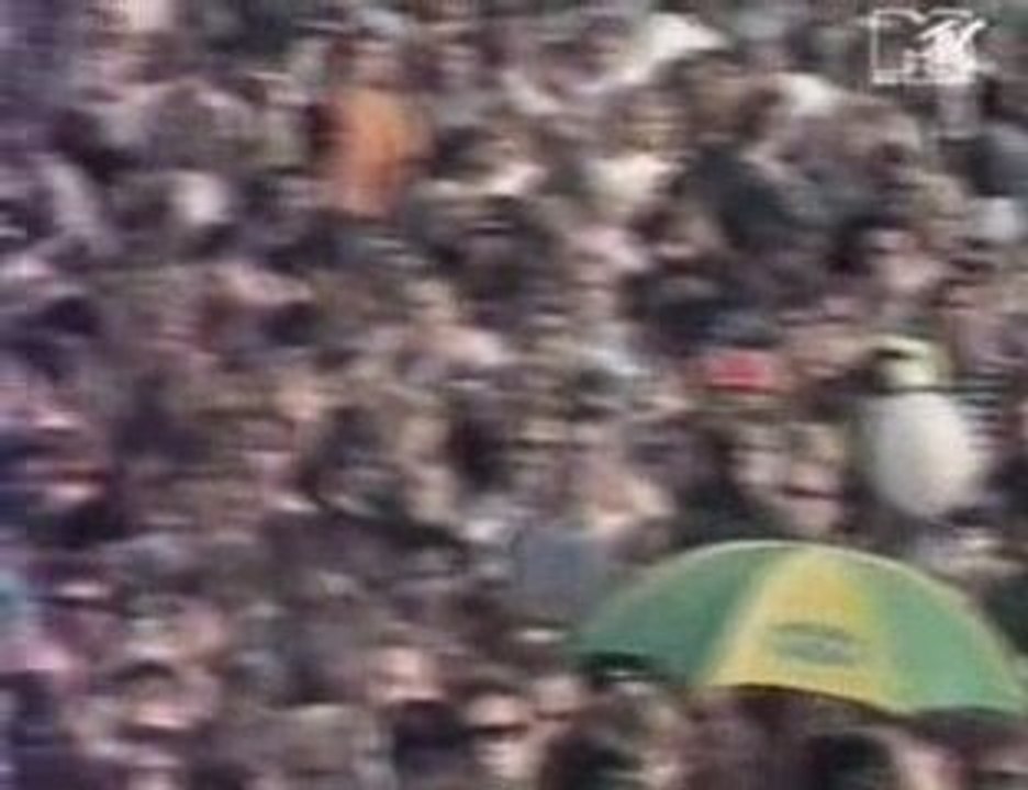 Michael Jackson - Dangerous Tour Opening