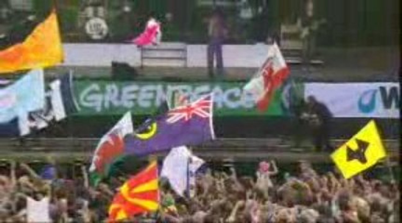 Lily Allen  LDN (Glast 2009)