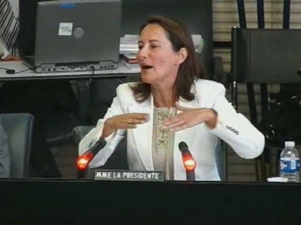 Galanteries lors du Conseil Régional de Ségolène Royal