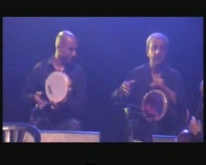 Hommage à Lounès Matoub au Zenith de Paris 2009