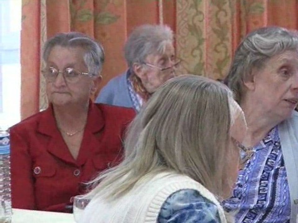 Fête de la musique au cateau ( à la maison de retraite)