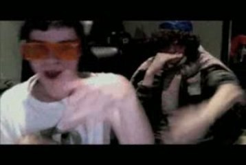 'Roll' by Flo Rida Lip-Sync by Charlie and Liam
