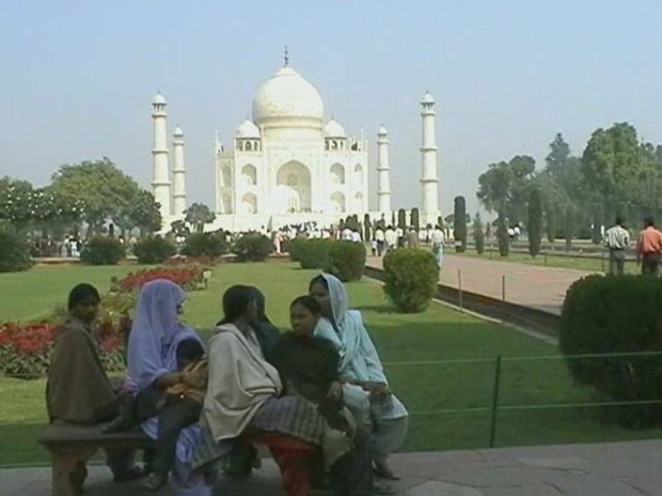 Agra. taj mahal.