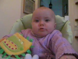 Clotilde inaugure sa chaise haute