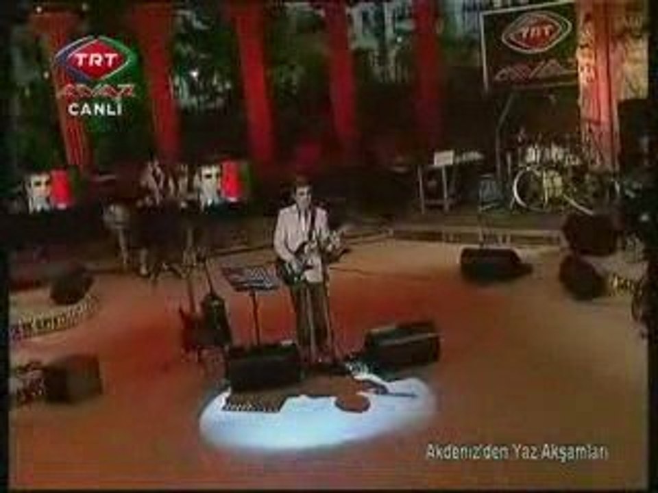 Ayna - Bari Sen Unutma Beni