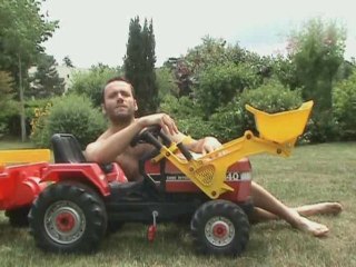 Mon Tractopelle (parodie de Lady gaga) - cfind #12