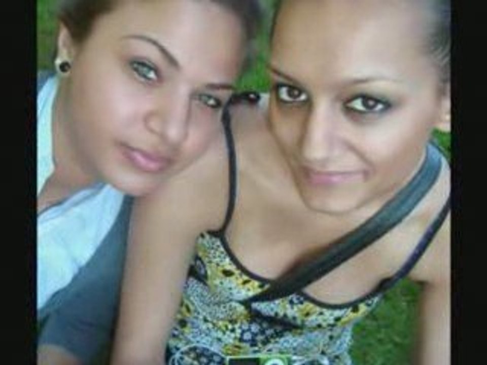 ah bu hayat cekilmez=) charlinin melekleri:P