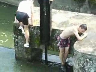 Antoine première fois à la digue de LGT