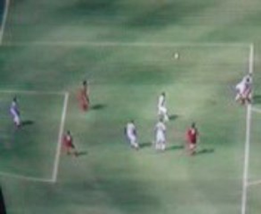 Superbe But de Bojan de + de 15 mètres Fifa 09
