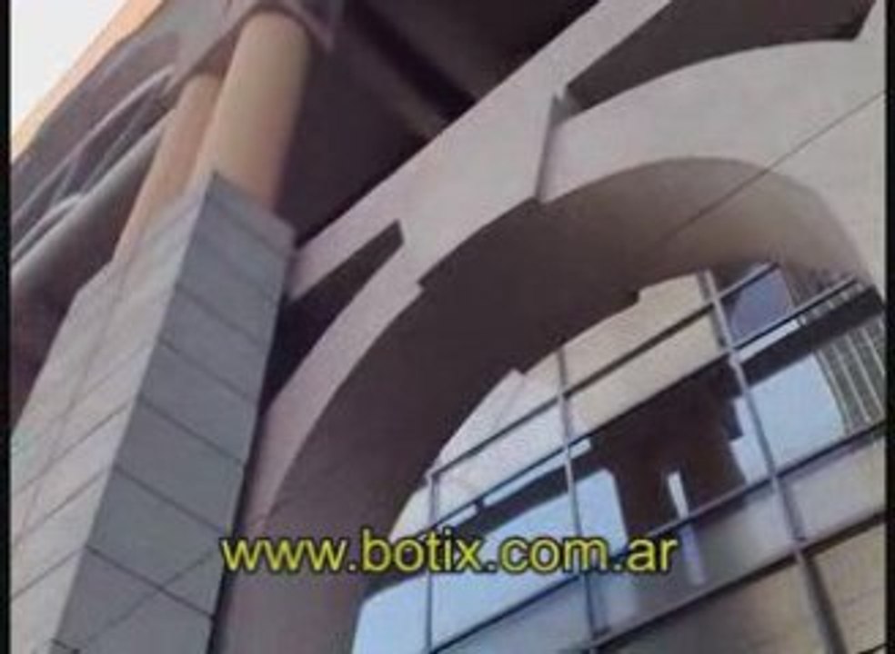 En Estados Unidos fastidian aves, evitan que posen y aniden