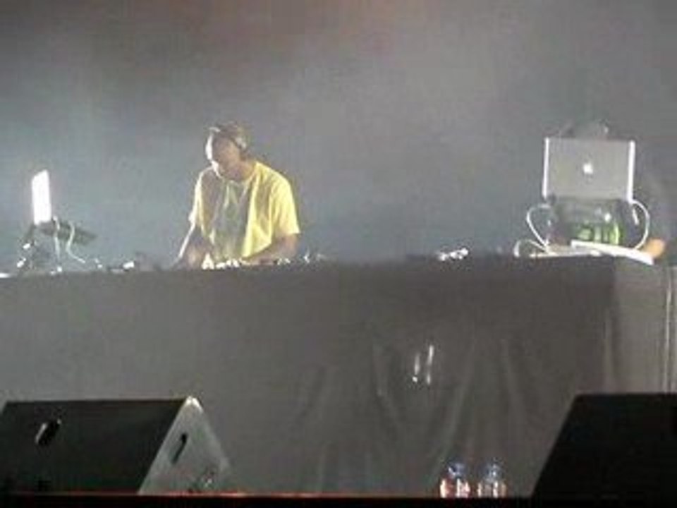 NTM medley du DJ aux solidays