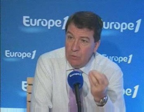 Darcos : le travail du dimanche est nécessaire et moderne