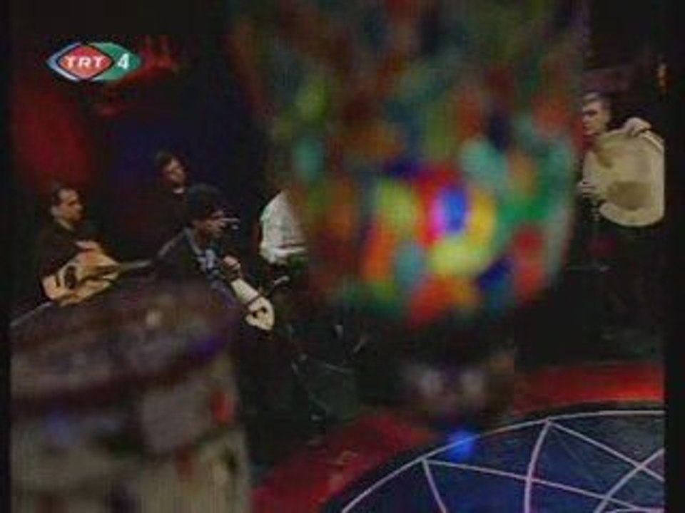 İncesaz - Nikriz Peşrevi