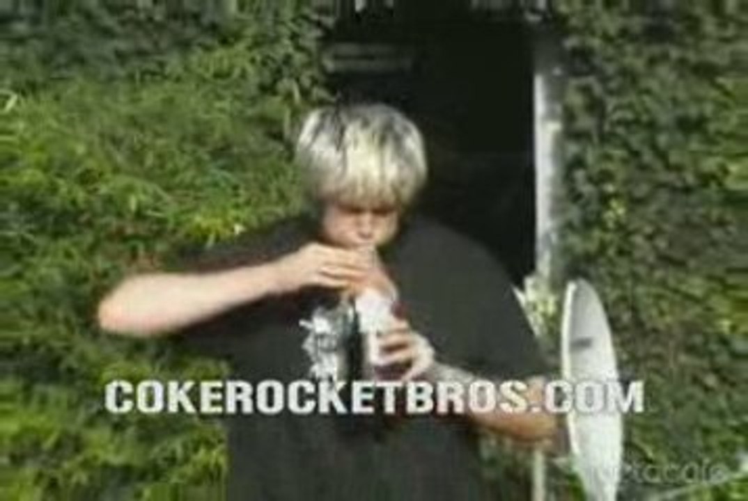 essaie mentos coca mais en mettant sa bouche dessus : p