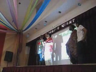 TÜRKÇE OLİMPİYATI (AFRİKA) 2009 hediye takdimi